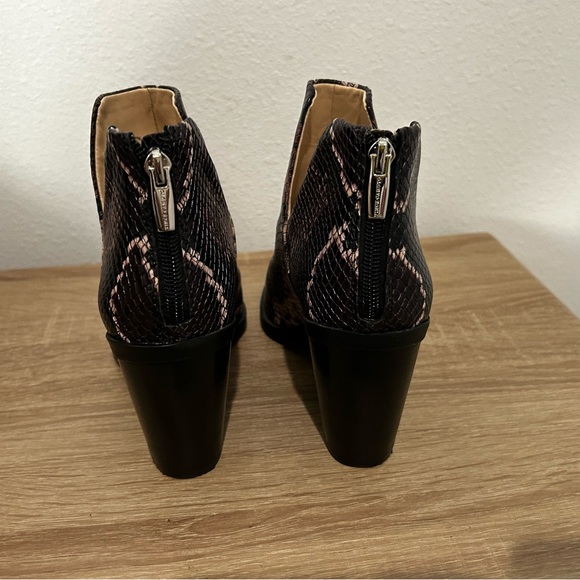 Vince Camuto Purple and Black Snake Print Ankle Boots - Picture 3 of 5